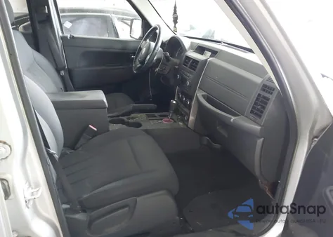 2011 Jeep Liberty Sport из США, поврежденный, VIN 1J4PP2GK8BW508059